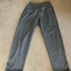 NIKE FLEECE SWEATPANTS